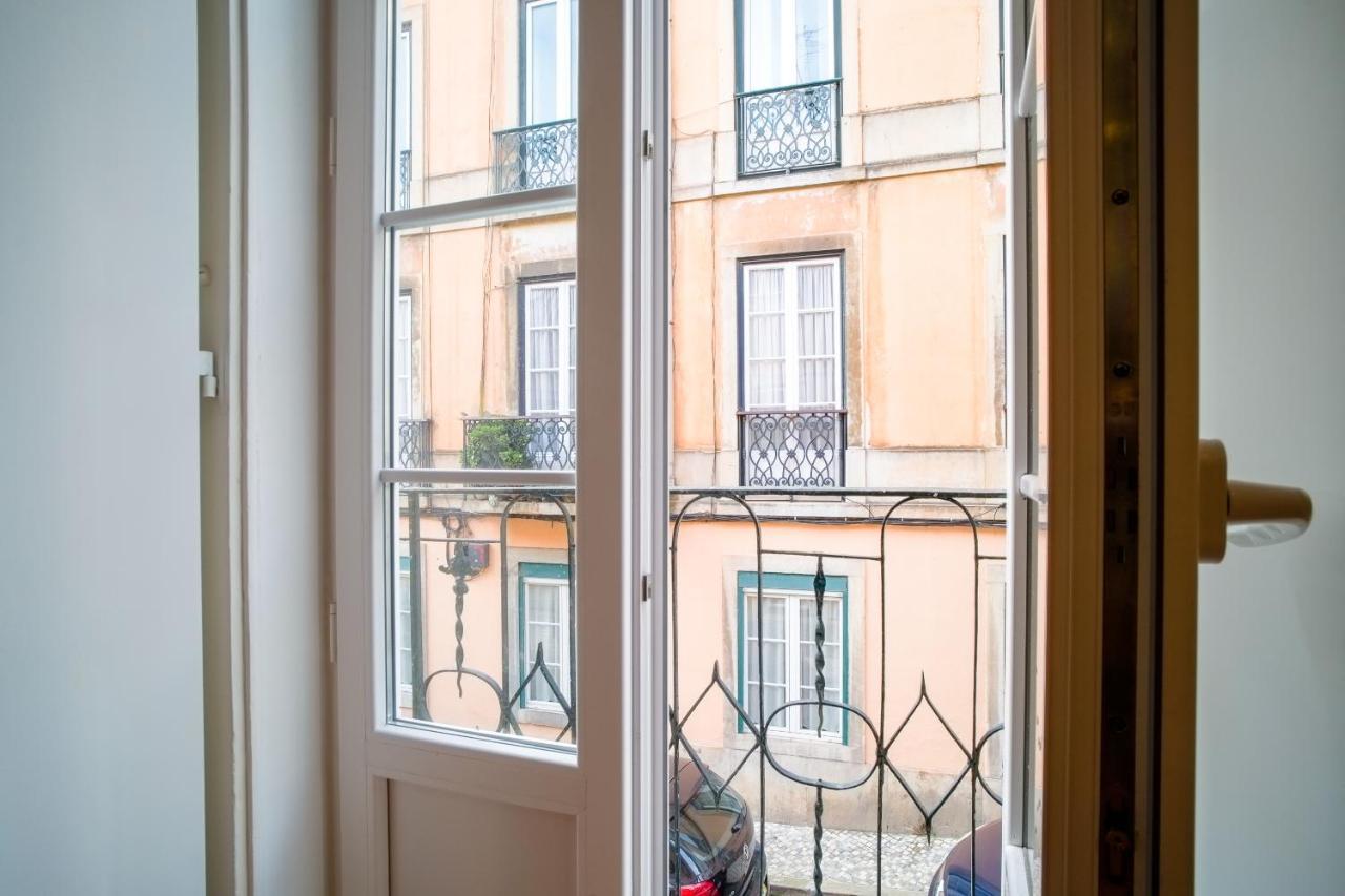 Bright And Sunny Apartment Lissabon Exterior foto
